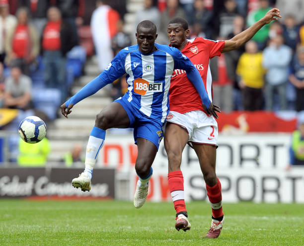 亿元先生“假请假”被识破，纽卡主帅警告无果：利物浦在等待机会.